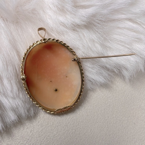 14K Gold Vintage Italian Cameo Pendant and Brooch - Picture 7 of 11